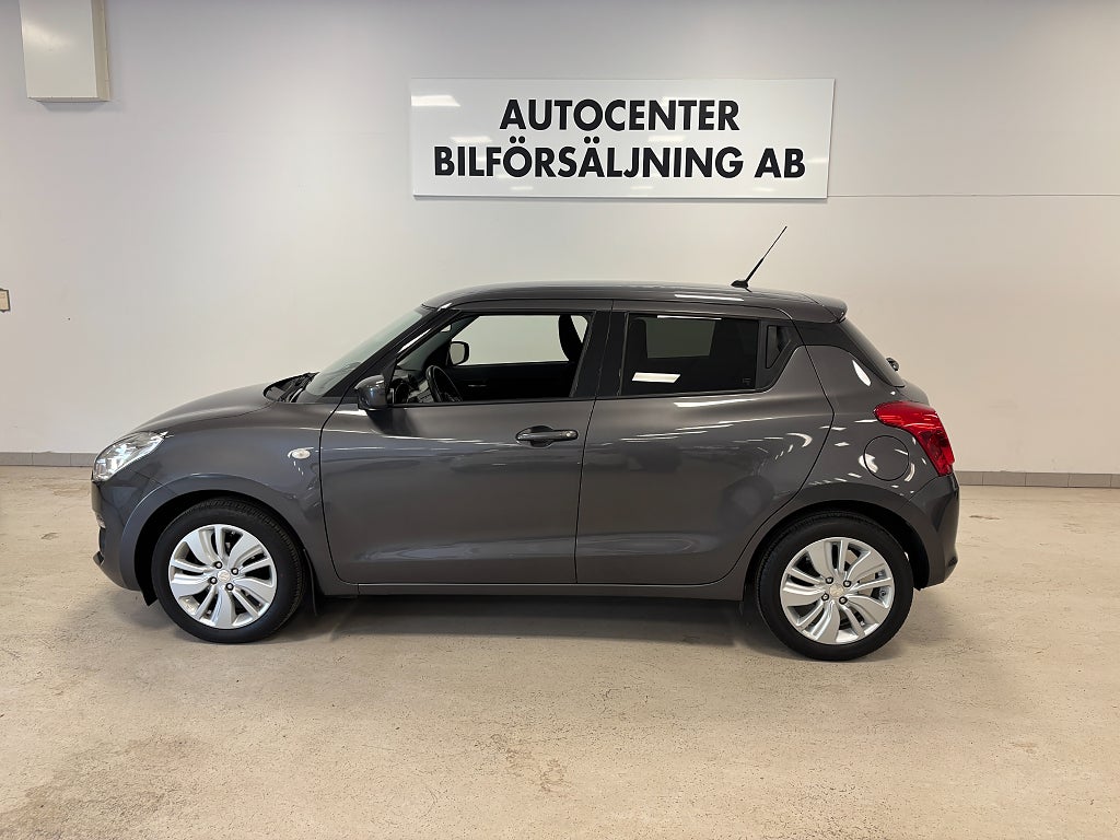 Suzuki Swift 1.2 Dualjet DOHC 16V VVT B-kamera Farthållare adaptiv 