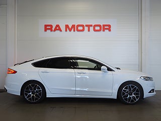 Sedan Ford Mondeo 4 av 24