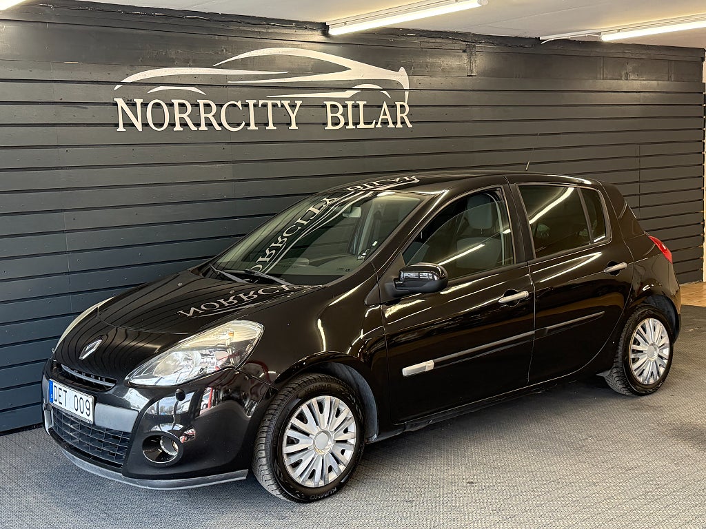 Renault Clio 5-dörrars Halvkombi 1.2 E85  / Nybesiktigad