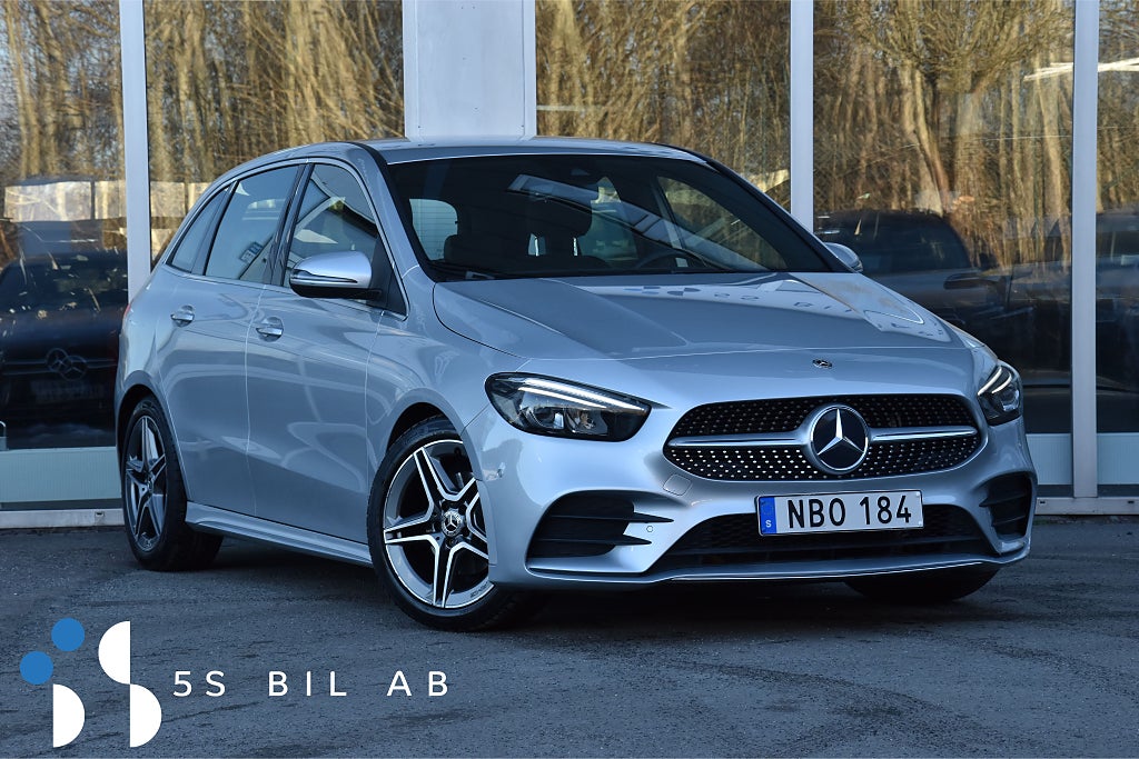 Mercedes-Benz B 180 7G-DCT AMG DRAG KAMERA WIDE NAVI 136HK