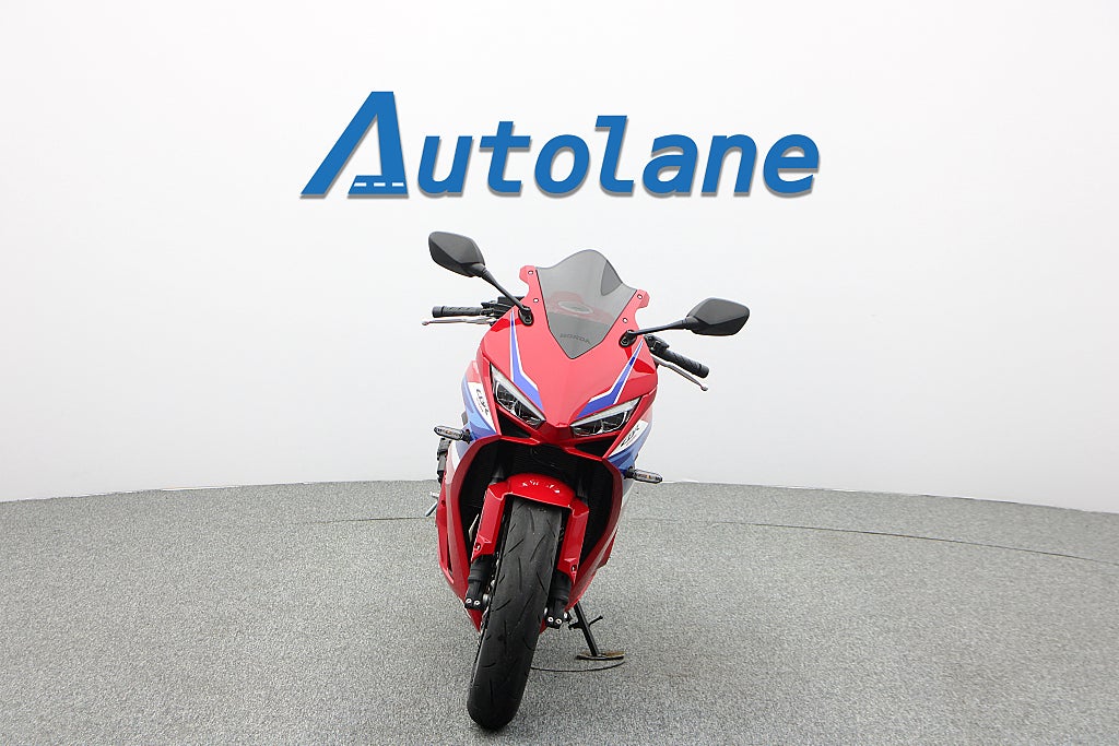 Honda CBR650R E-Clutch *RESERVERAD*