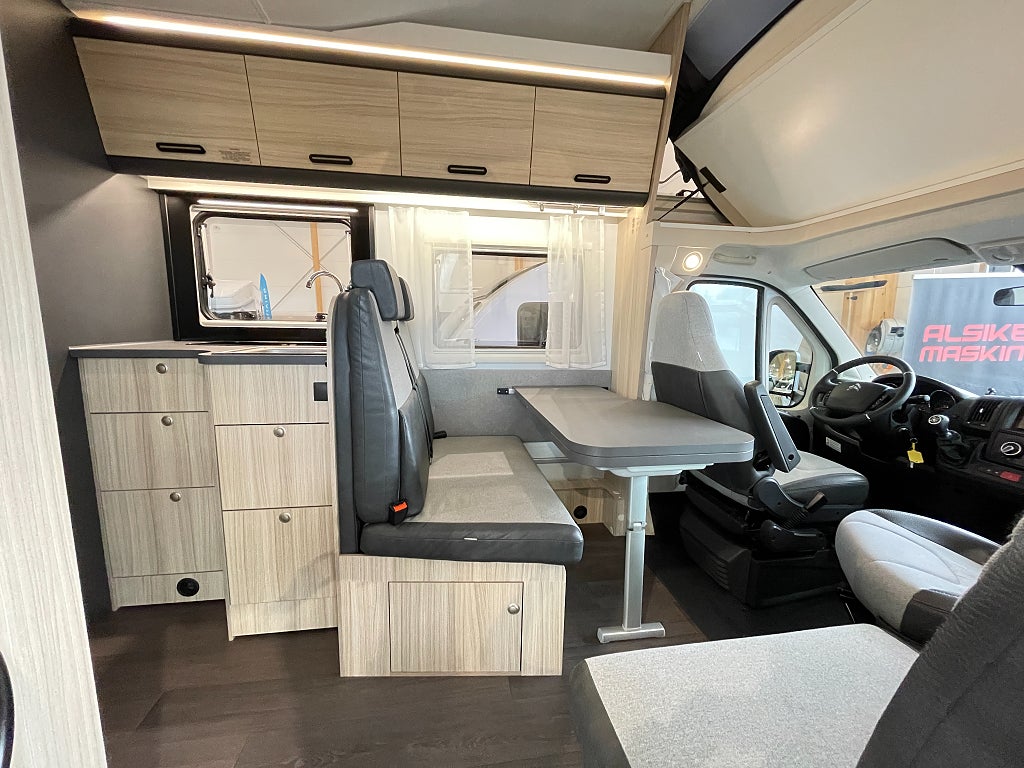 Sun Living A 75 SL / B-körkort / AC-Bodel / 5bältad / 900mil / El-patron / - Sun Living