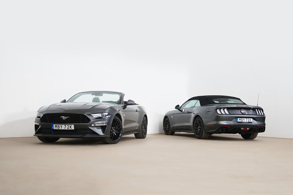Ford Mustang GT V8 Convertible / B&O / Sv-Såld