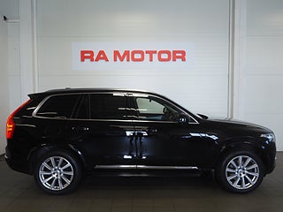 SUV Volvo XC90 4 av 28