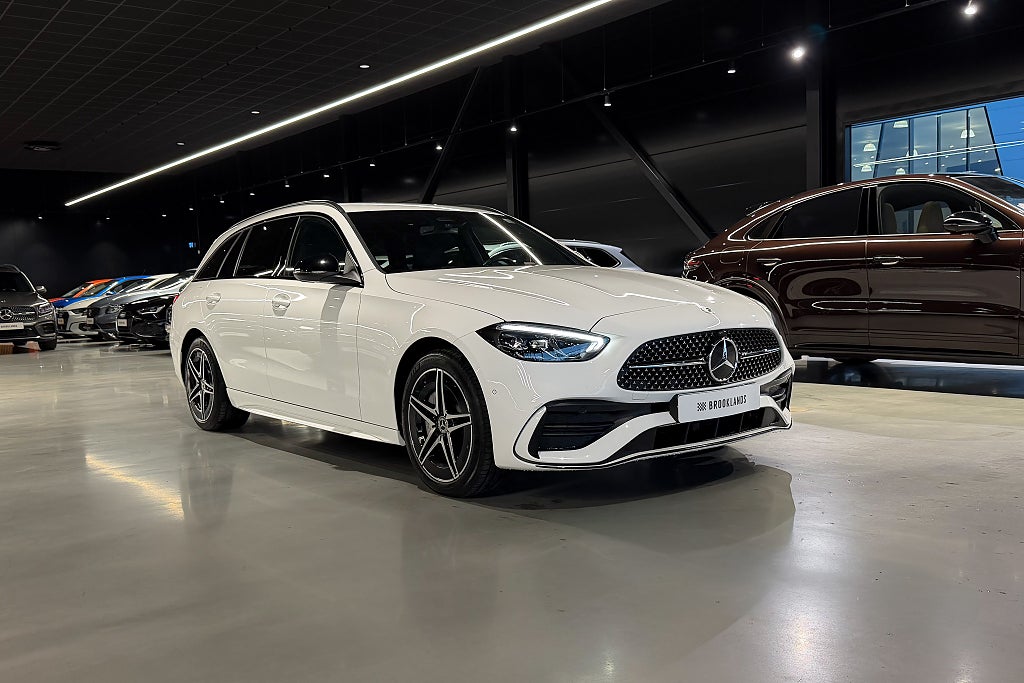 Mercedes-Benz C300 e AMG-paket / Moms / Minnespaket / Drag / Night Package