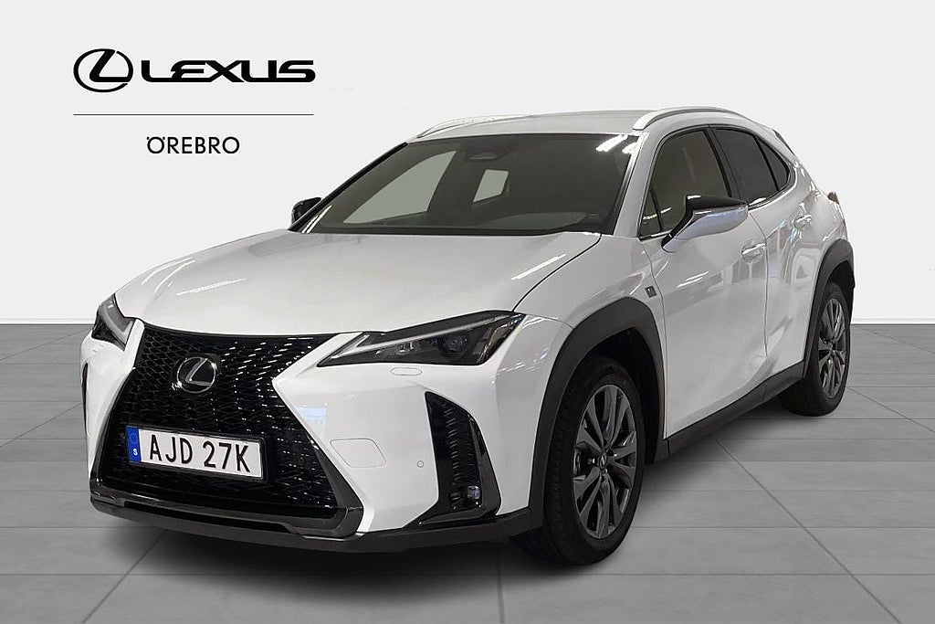 Lexus UX300h UX 300h F Sport Design FWD