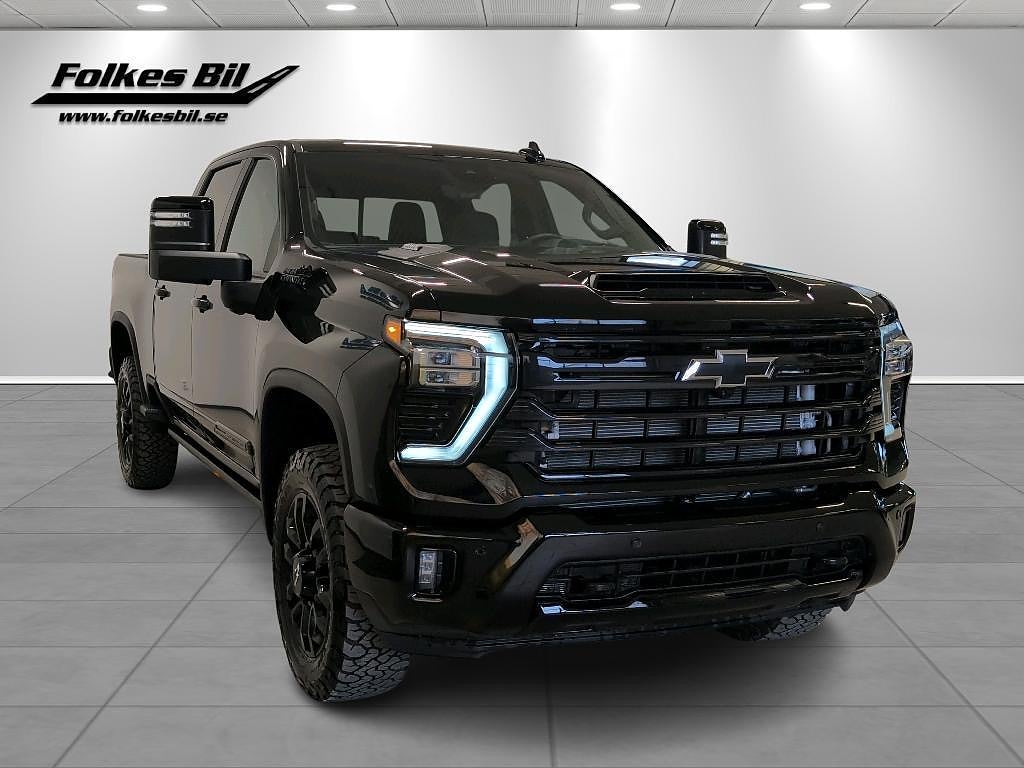 Chevrolet Silverado 2500 HD MIDNIGHT EDITION 6.6 V8 476 hk Duramax 4WD