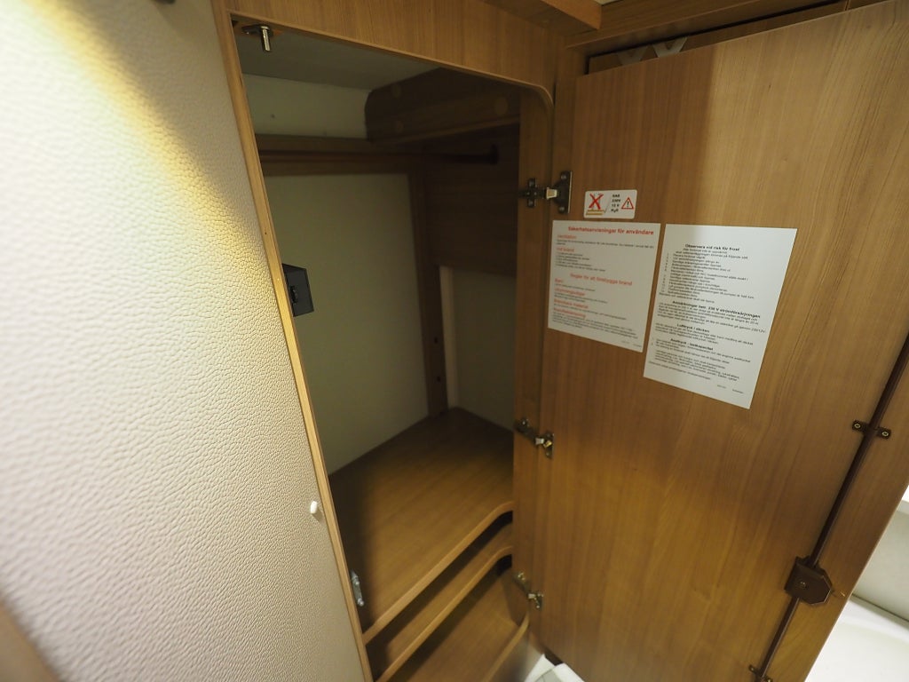 Hymer T 668 CL Bianco Line Låga Långbäddar I AUT I 3850kg 2015