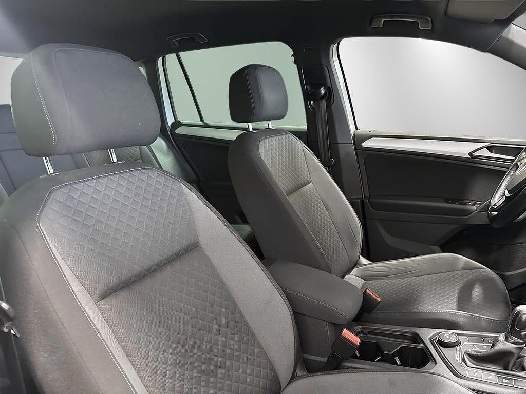 Volkswagen Tiguan R-Line 2.0 TSI 190 hk 4Motion SoV Parkv Drag