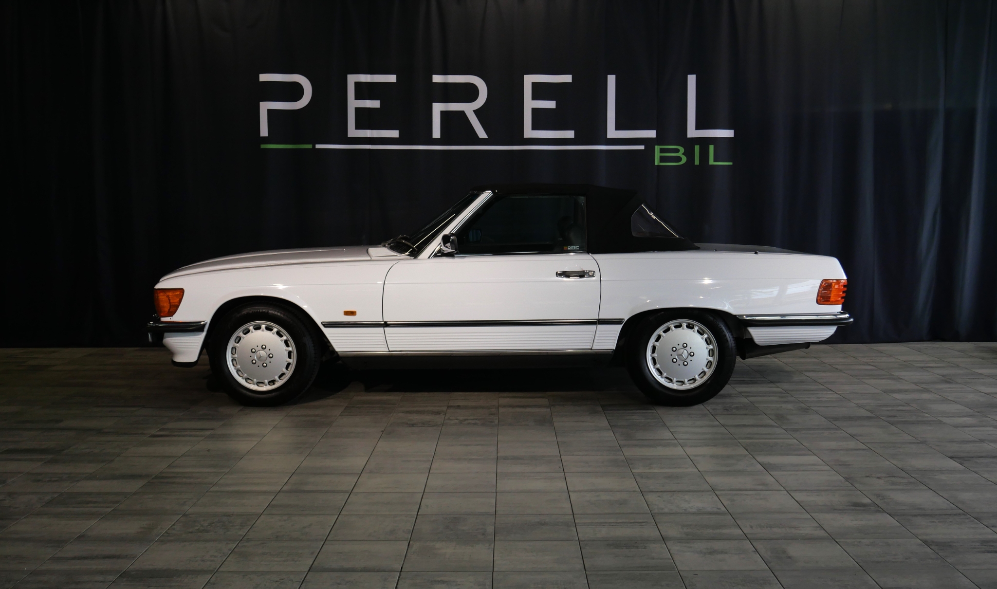 Mercedes-Benz 300 SL 1988, bild 2/37