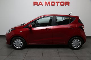 Halvkombi Hyundai i10 3 av 17