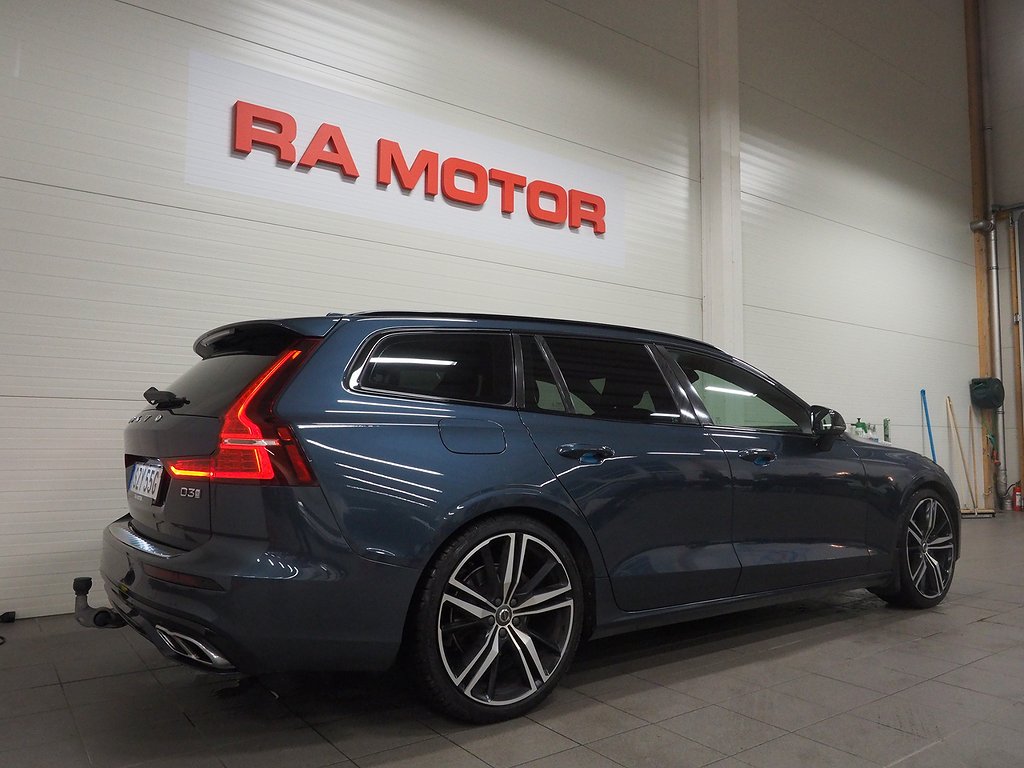 Volvo V60 D3 150hk R-Design | Drag | Navi | 360° | HUD | 2019