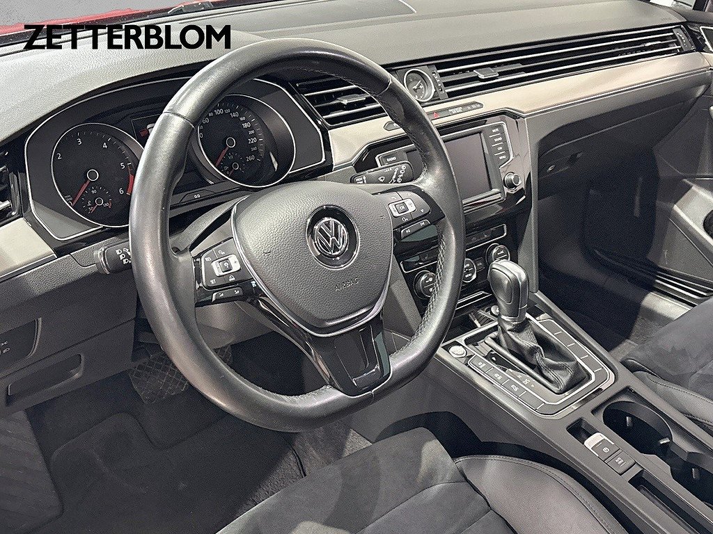 Kombi Volkswagen Passat 8 av 15