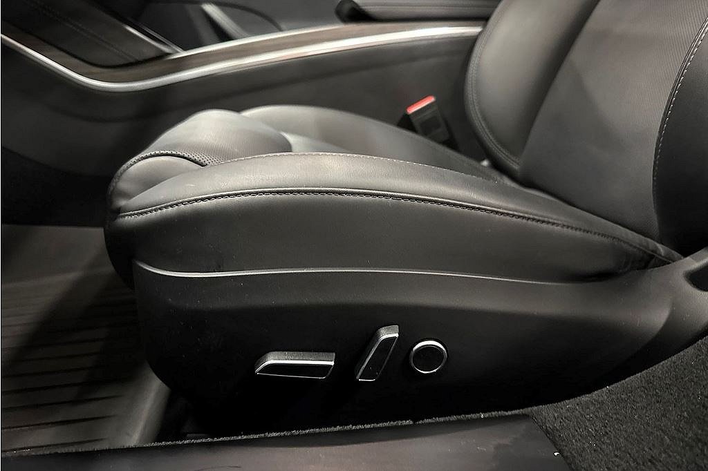 Tesla Model S Model S, 670hk, 2023, YOKE, Pano, Autopilot, MOMS