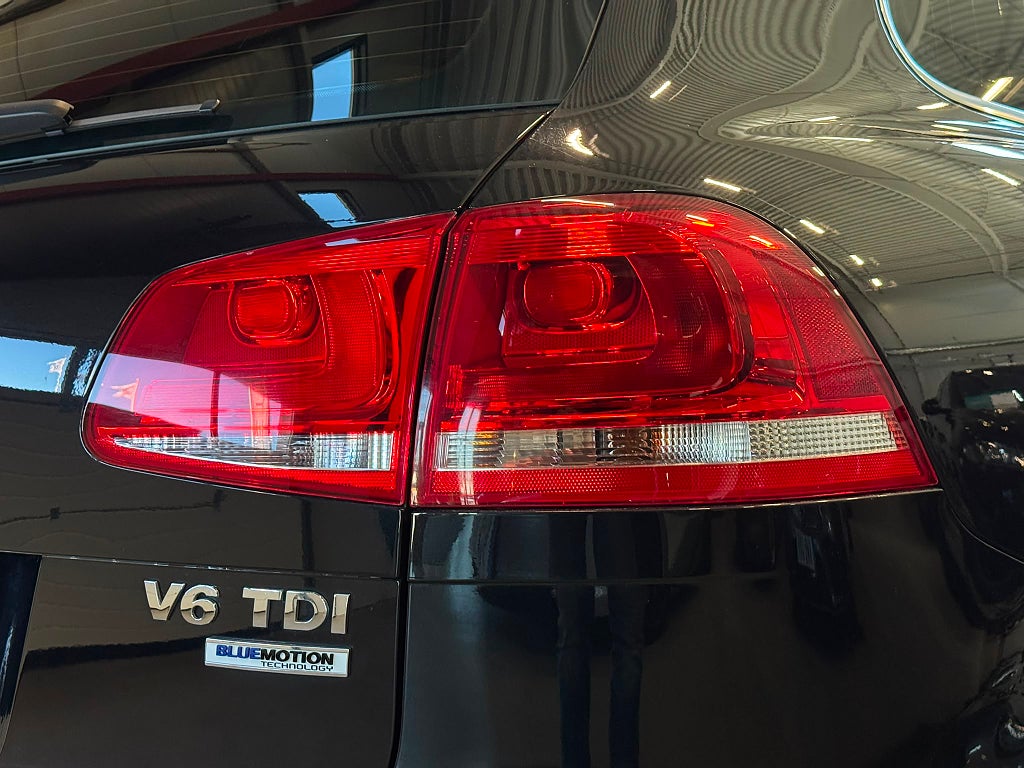 Volkswagen Touareg 3.0 V6 TDI R-Line Drag Kamera Värmare