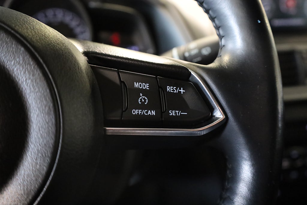Mazda 3 Sport 2.0 SKYACTIV-G AUT M-Värme Navi Blåtand Rattvärme 2018