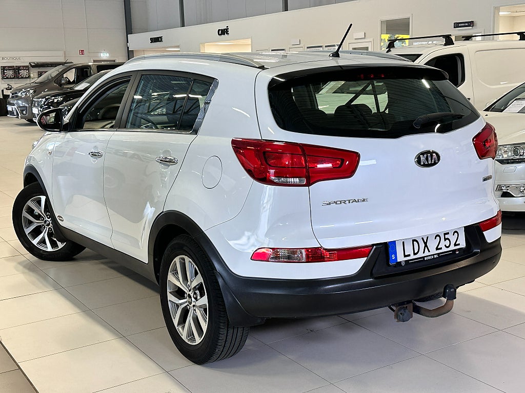 Kia Sportage 1.6 GDI Action Dragkrok Full servad thumbnail
