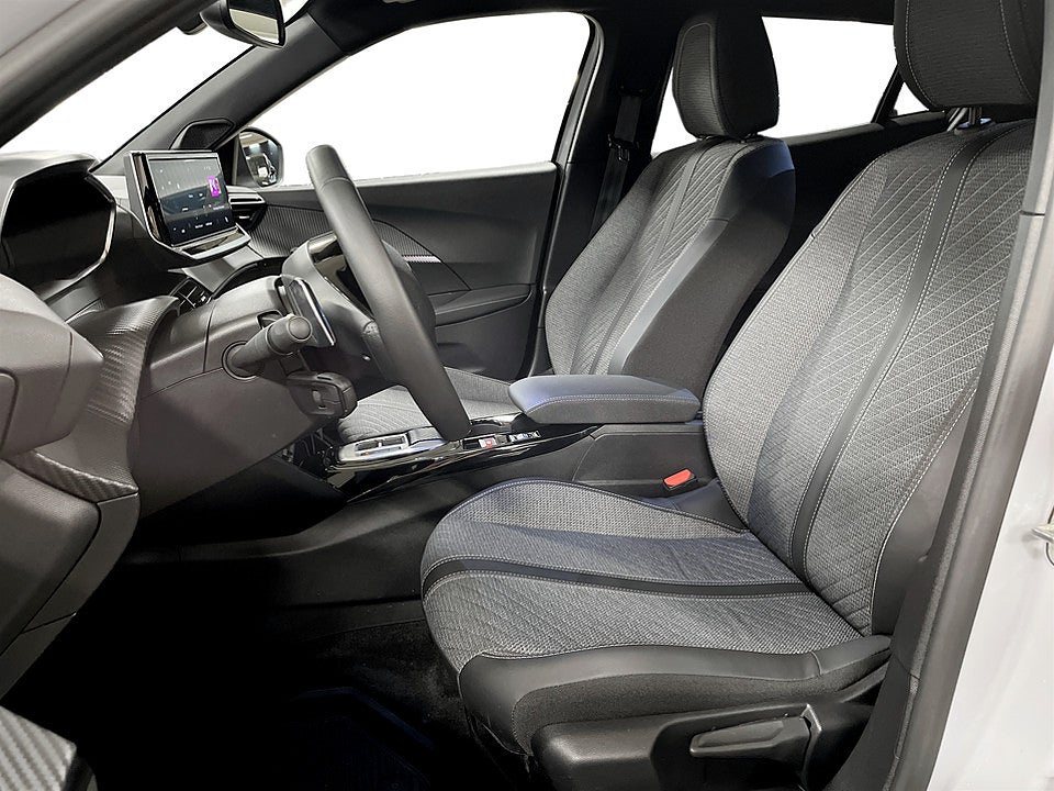 Bild på Peugeot 2008 Allure 1.2 PT 130hk Aut B-KAMERA CARPLAY
