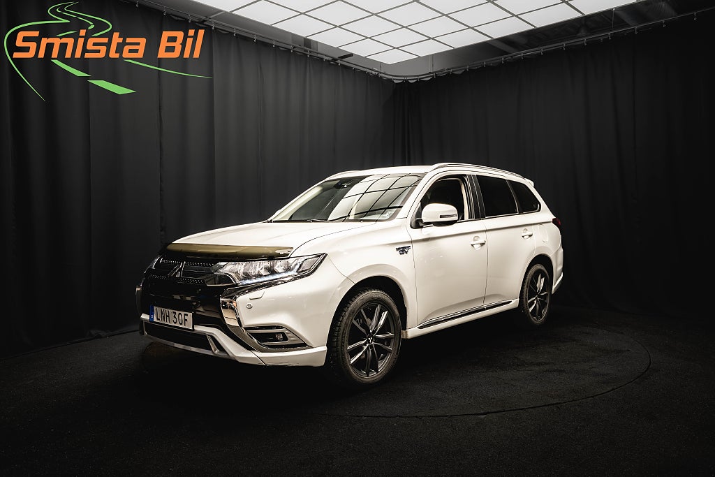 Mitsubishi Outlander PHEV Plug-in AWD DRAG KAMERA KEYLESS 224hk