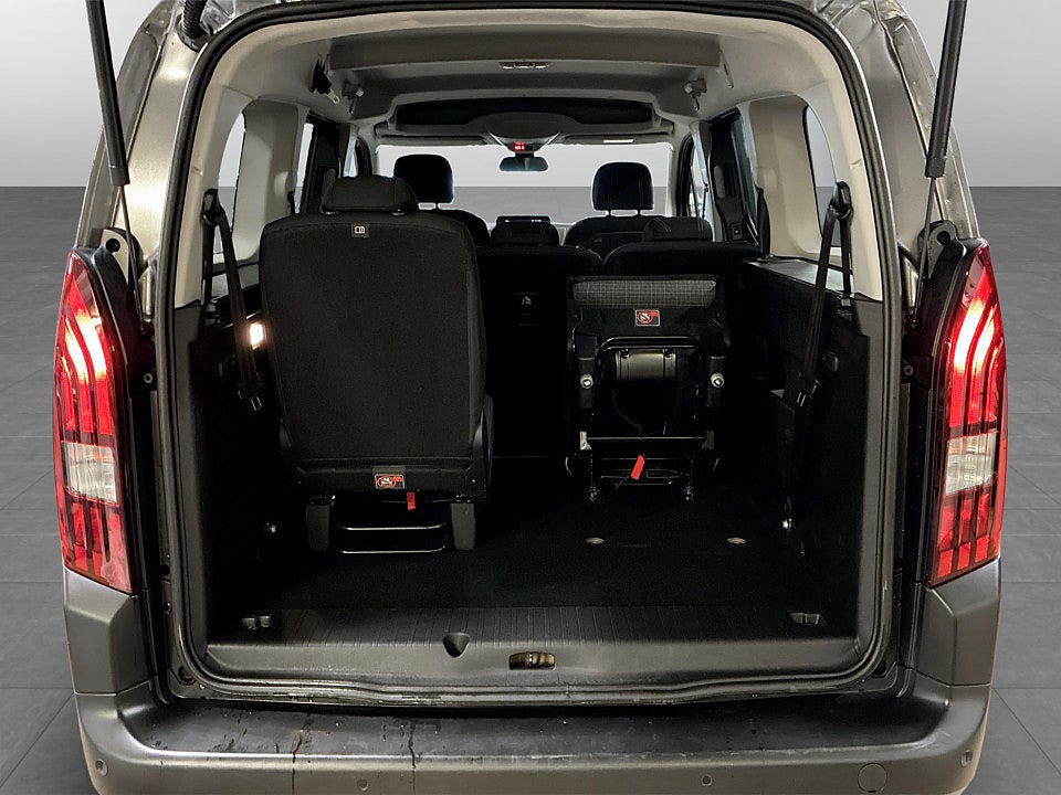 Bild på Peugeot e-Rifter GT 136hk Aut L2 7-SITS CARPLAY NAVI