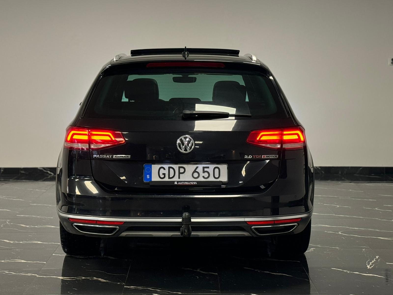 Volkswagen Passat 2016, photo 5/47