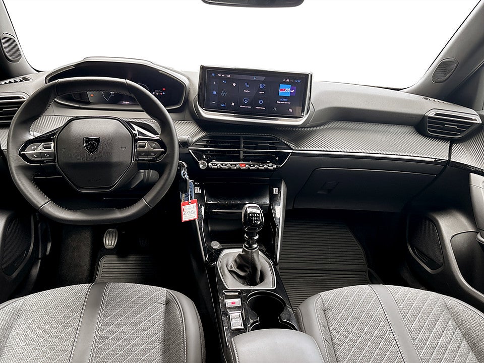 Bild på Peugeot 2008 Allure 1.2 PT 130hk CARPLAY P-SENSORER