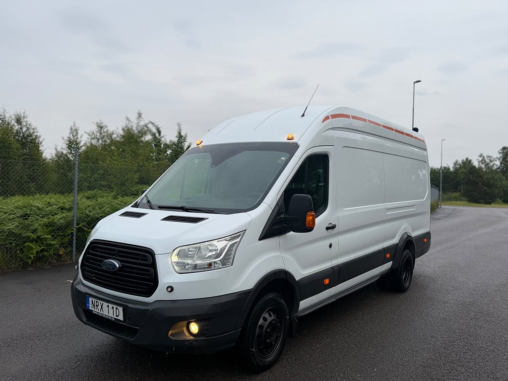 Ford transit 470 2.0 TDCi RWD Euro 6/1-ägare/Dubbla bakhjul