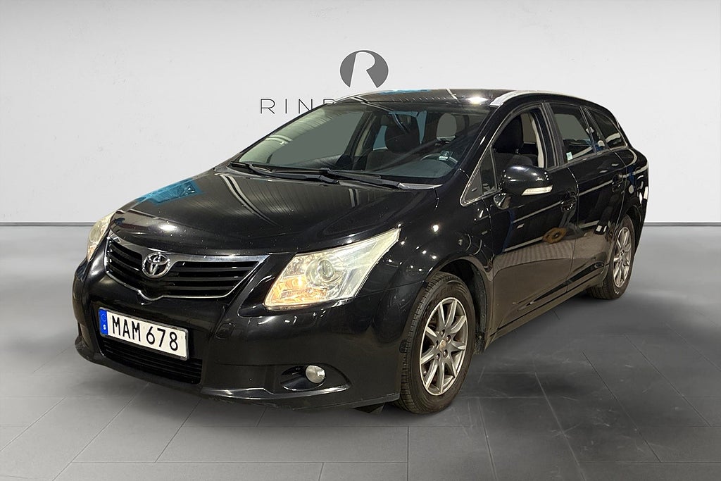 Toyota Avensis Kombi 1.8 147 HK BUSINESS FARTHÅLLARE 1328KR/ÅR 16"