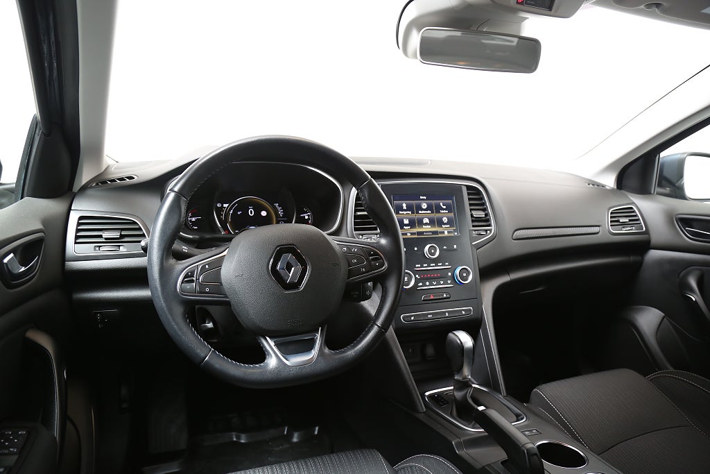 Renault Mégane 1,2 TCe 132hk Aut 5D Navi P-Sensorer Motorvärmare 2018