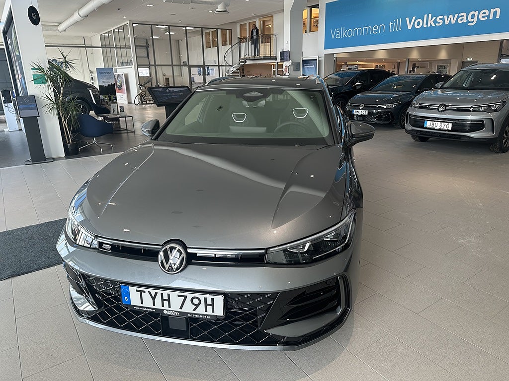 Volkswagen Passat Variant eHybrid 272 DSG6 R-LINE