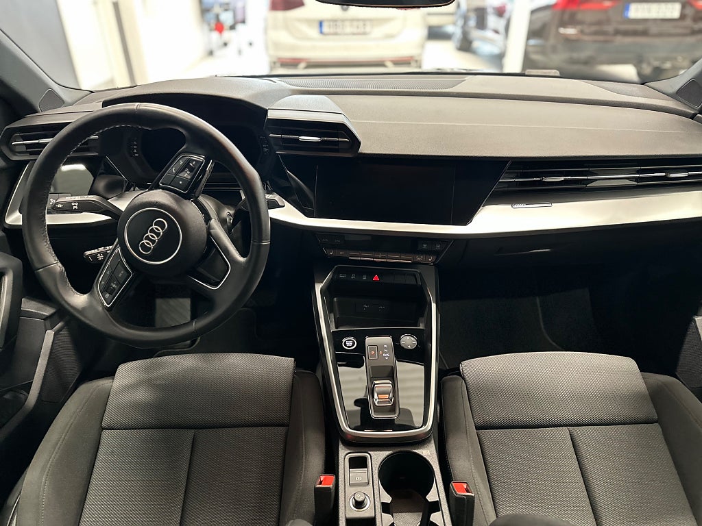 Audi A3 Sportback 35 TFSI  S Tronic 150HK Evolution