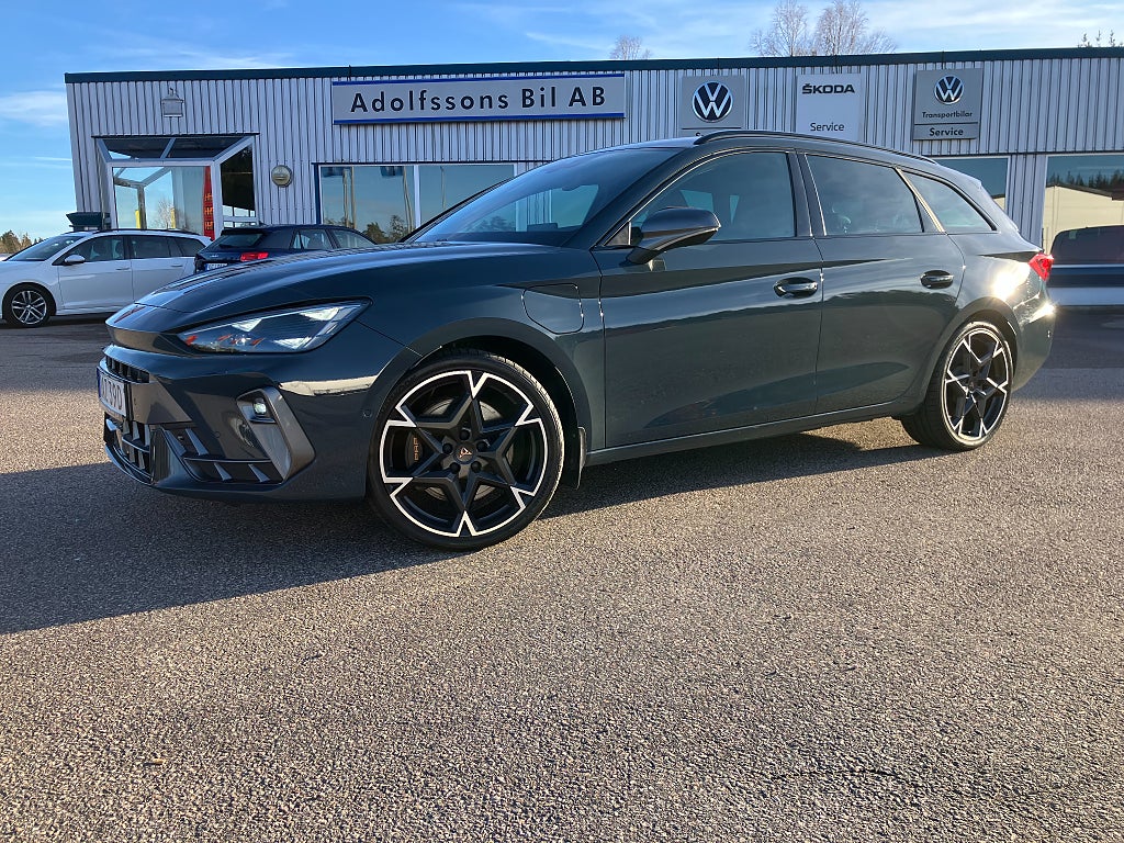 Cupra Leon Sportstourer VZ e-Hybrid 1,5 272 hk DSG (Drag/Navi/DCC