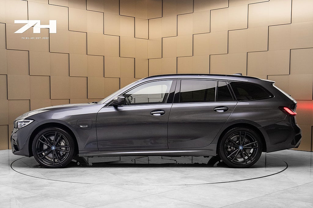 BMW 330e xDrive Touring M Sport / HiFi / Farthållare