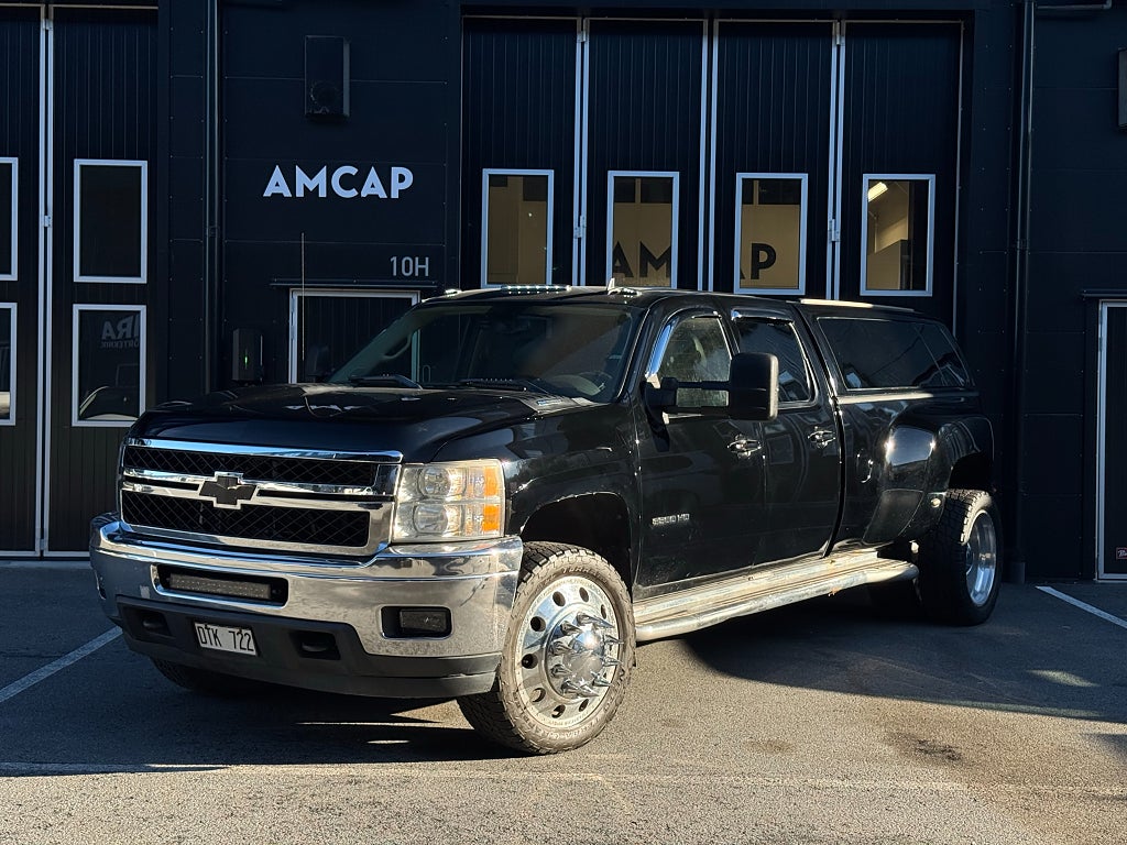 Chevrolet Silverado 3500 3500 / 22" American Forge / 6.6L Duramax V8 / Kåp