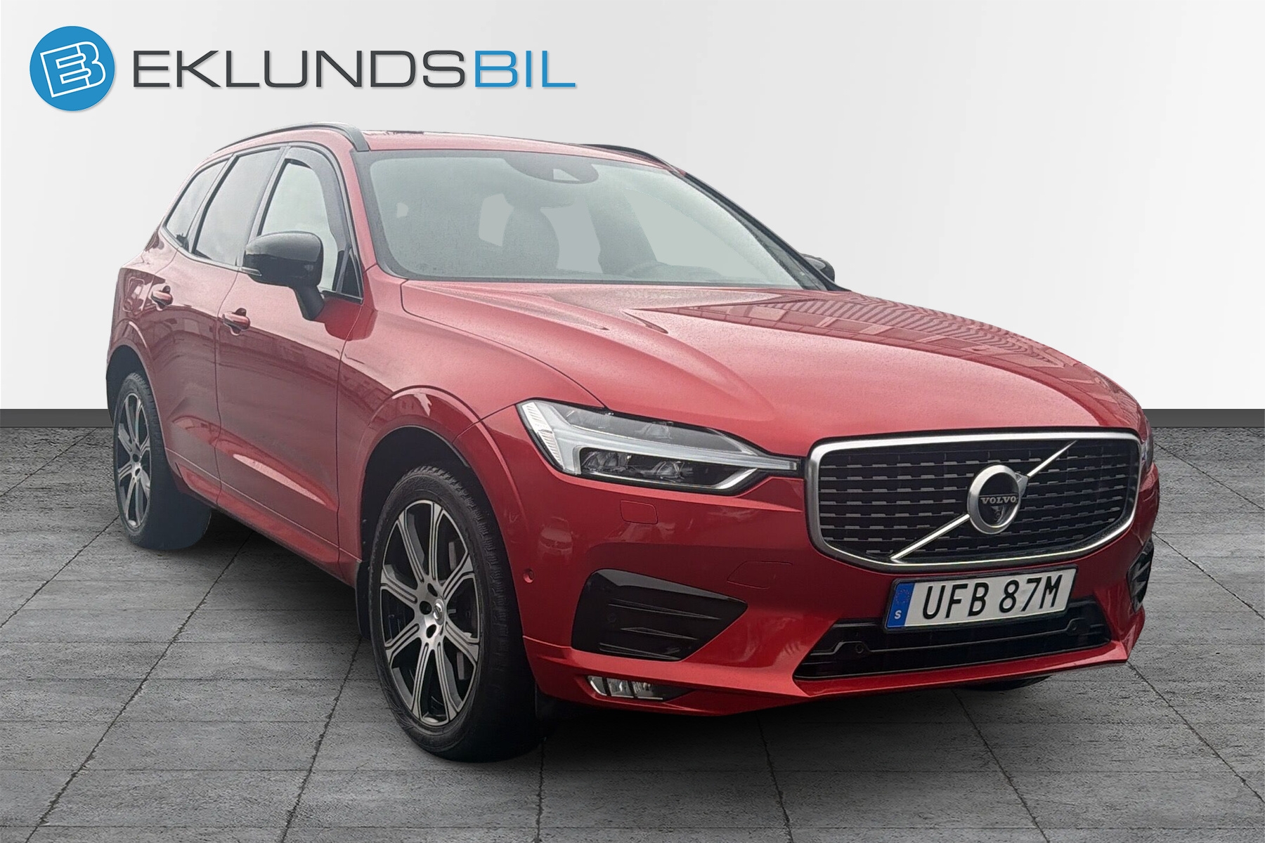 Volvo XC60 B5 AWD Geartronic R-Design Panorama Navi HUD 360 Drag 2020 - miniatyr 23