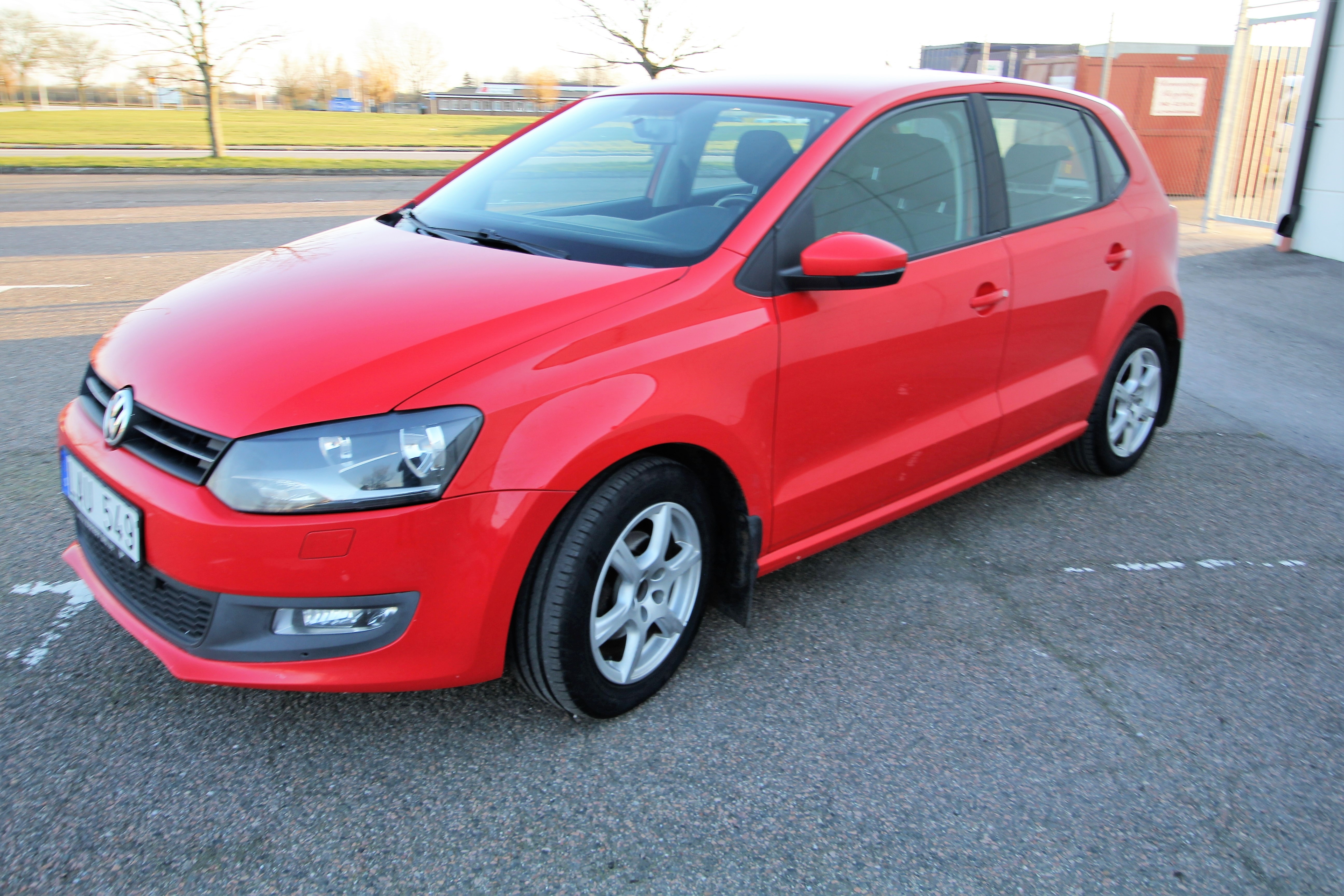 Volkswagen Polo 2011, bild 2/36