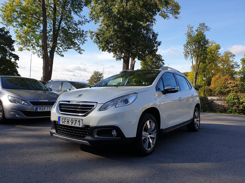 Peugeot 2008 1.6 e-HDi Panoramatak.drag. GPS