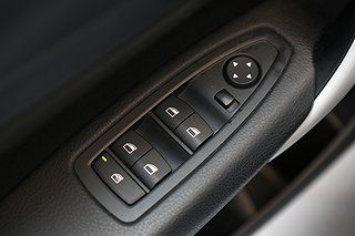 Halvkombi BMW 118I 10 av 23