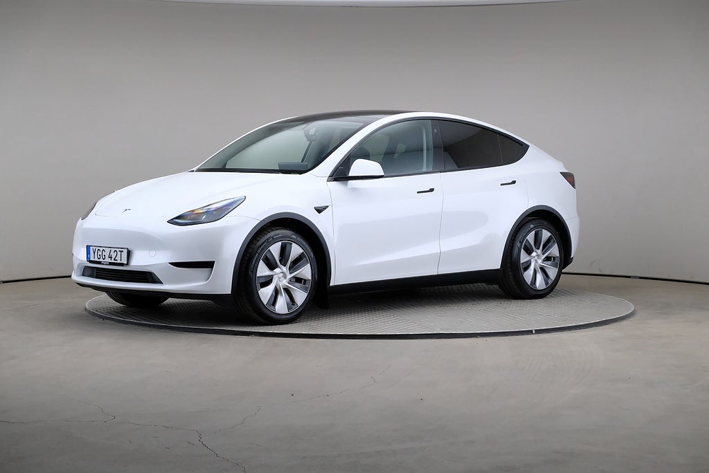 Tesla Model Y Standard Range 299hk RWD