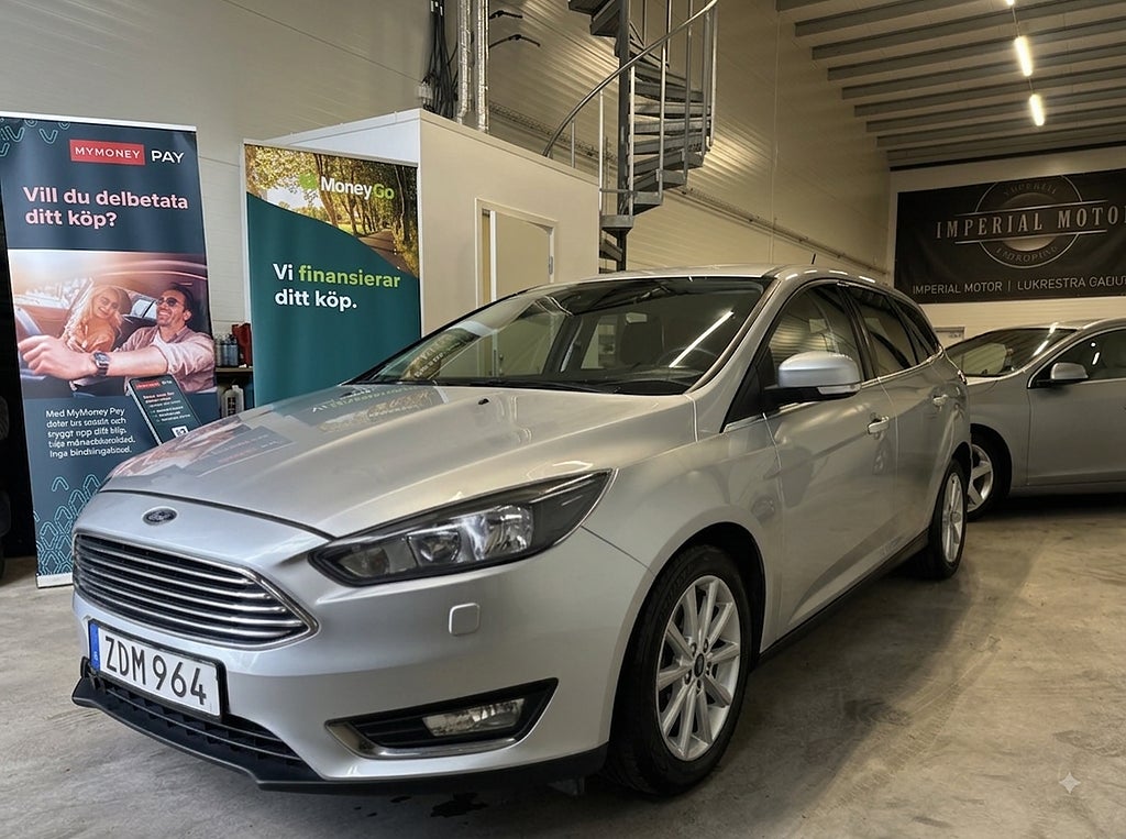 Ford Focus Kombi 1.0 EcoBoost SelectShift Titanium Euro 6// Dragkr