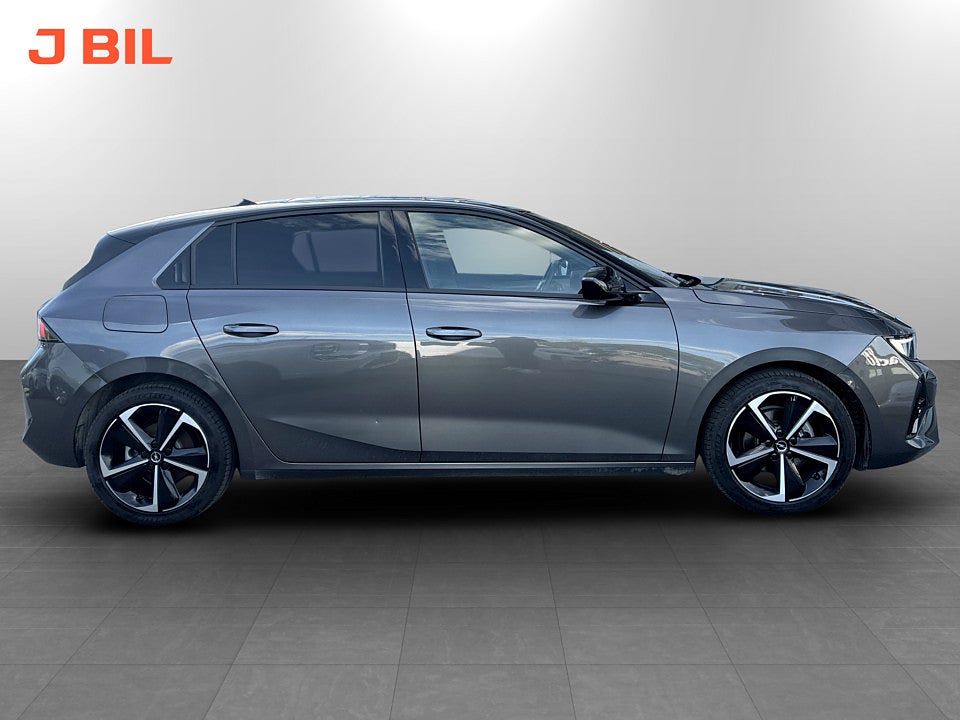 Bild på Opel Astra 5D GS 1.2 PT 130hk Aut B-KAMERA CARPLAY