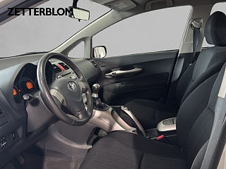 Halvkombi Toyota Auris 7 av 15