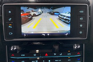 Sedan Jaguar XE 17 av 20