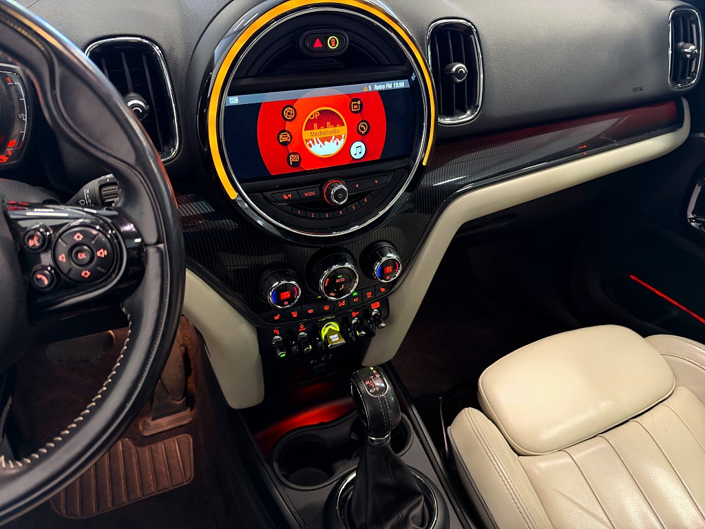 MINI Countryman 2018 - miniatyr 14
