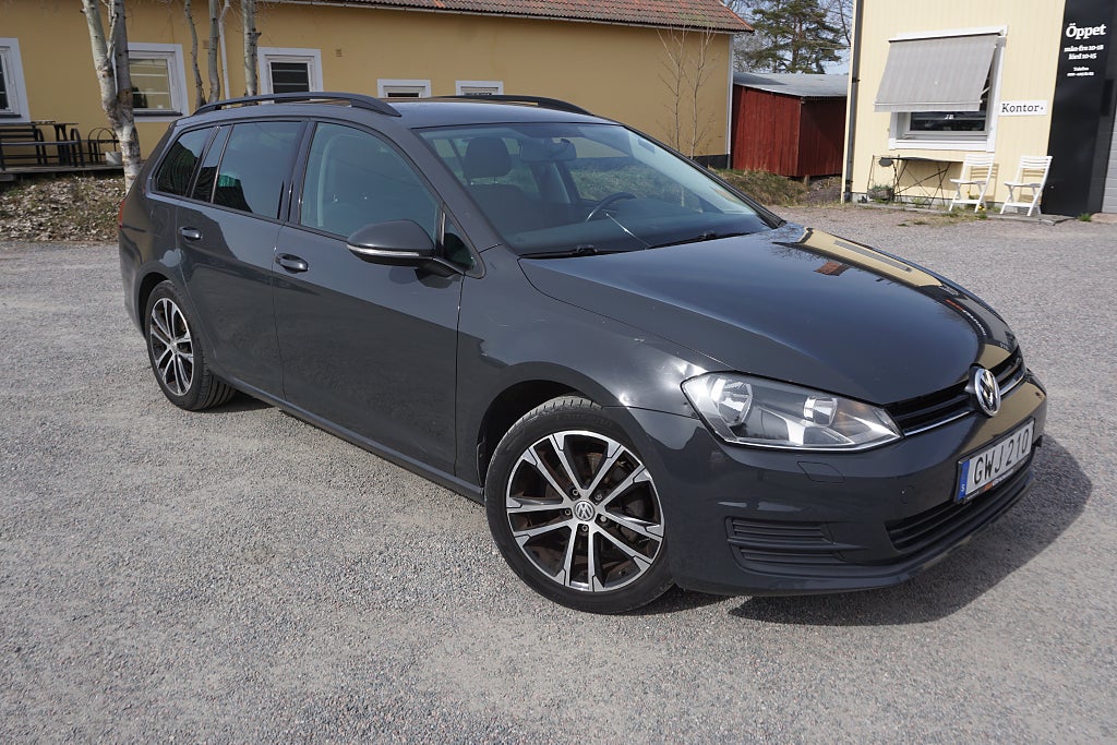 Volkswagen Golf Sportscombi 1.2 TSI Aut Drag M-Värmare