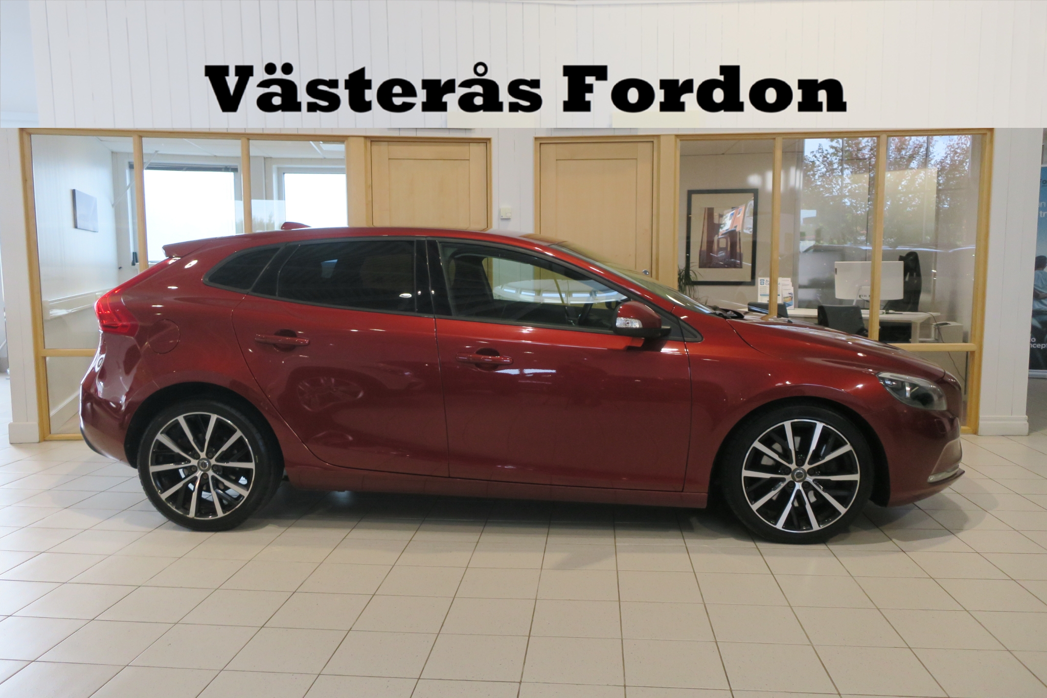Volvo V40 Cross Country 2016, bild 2/10