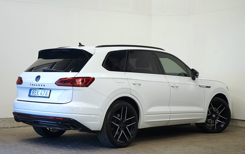 Volkswagen Touareg 3.0 V6 TDI 4M R-line Värmare Panorama 286hk