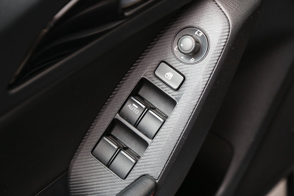 Mazda 3 2,0 SKYACTIV-G 165hk Head up Skinn BOSE Motorv Drag 2016