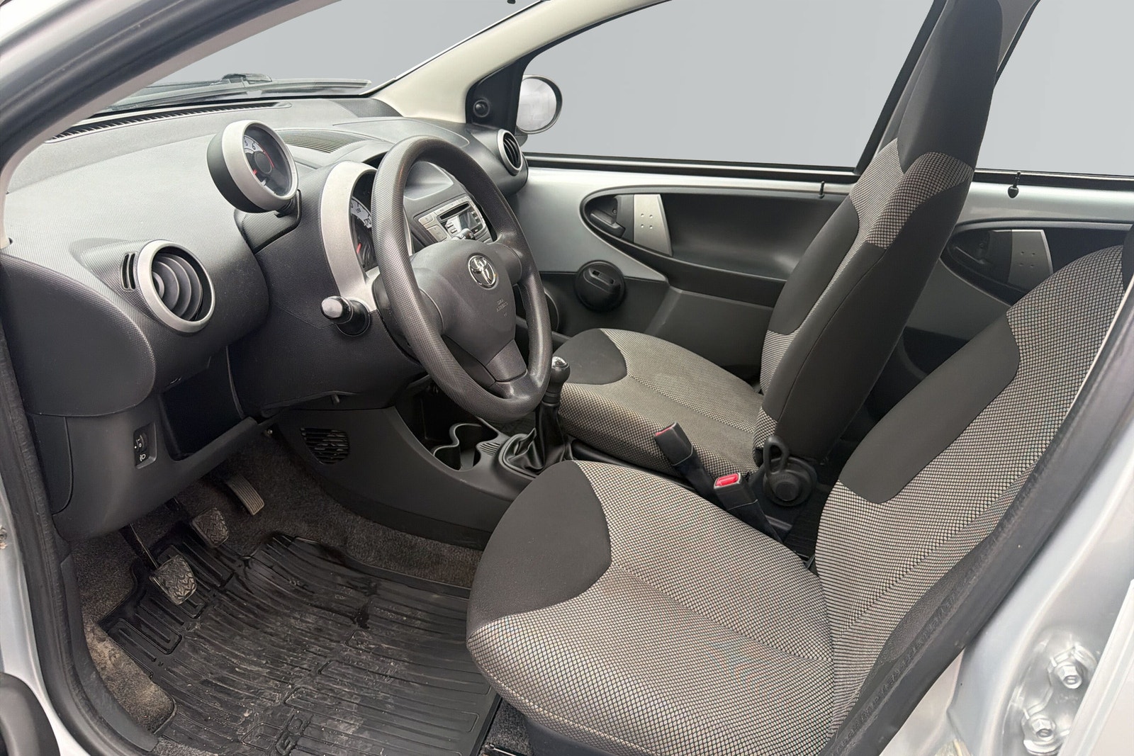 Toyota Aygo 5-dörrar 1.0 VVT-i Bluetooth 2012 - miniatyr 9