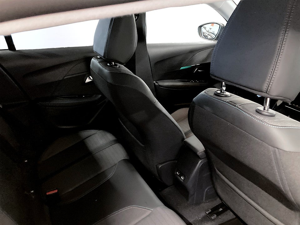 Bild på Peugeot 208 Allure 1.2 PT Aut B-KAMERA CARPLAY 100hk